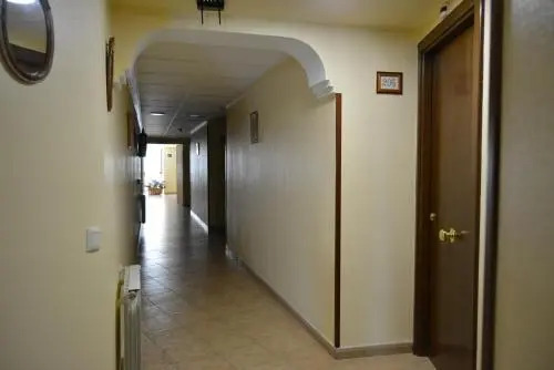 Hotel Mayno