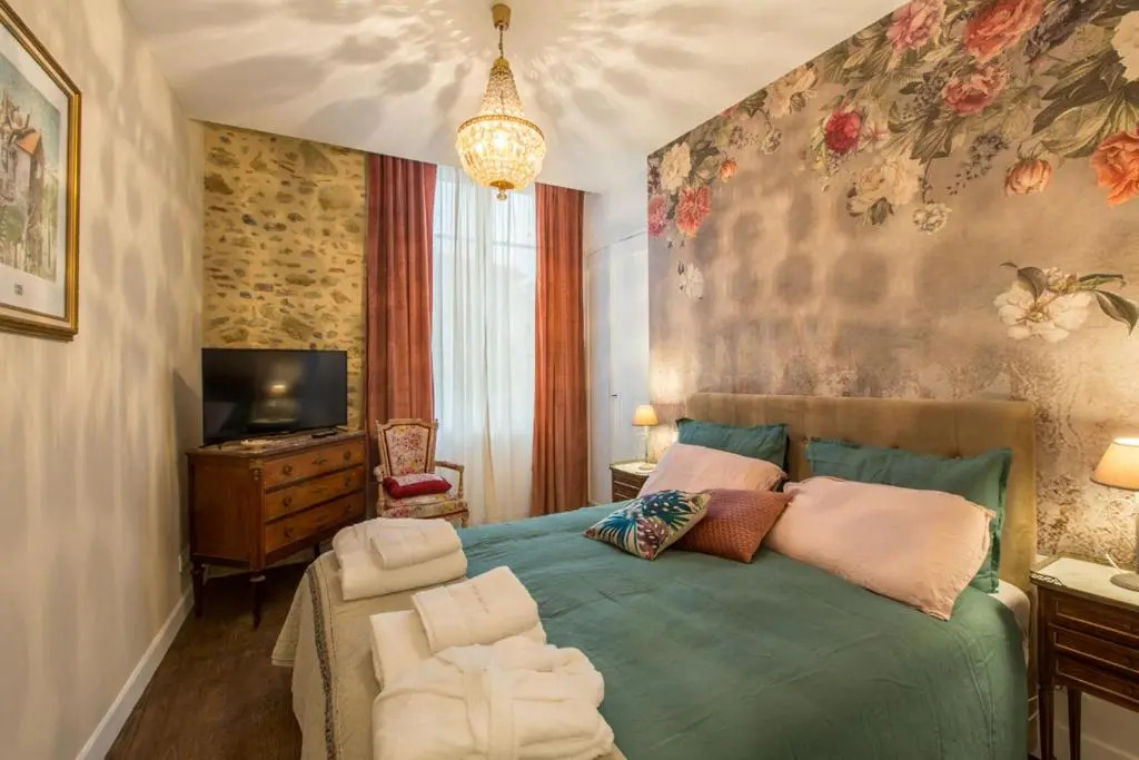 "Le Jardin sur lEau "chambres dhôtes et appartements tout confort