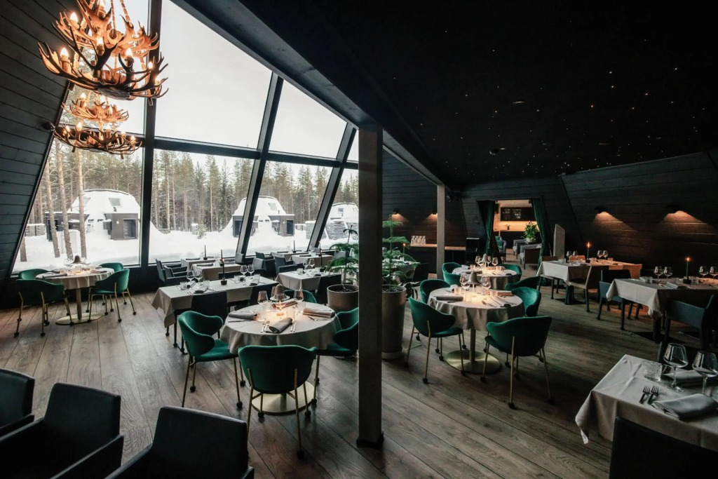 Glass Resort