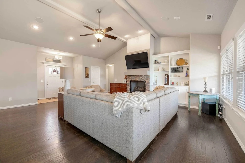 Northwest Arkansas Home Near Bentonville & Trails