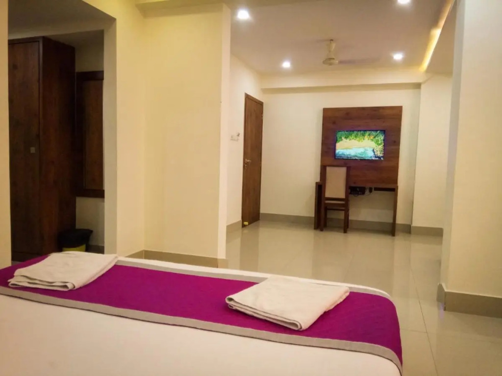 Nexstay Crystal Residency