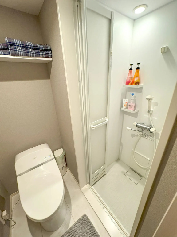 SHINJUKU WARM HOUSE