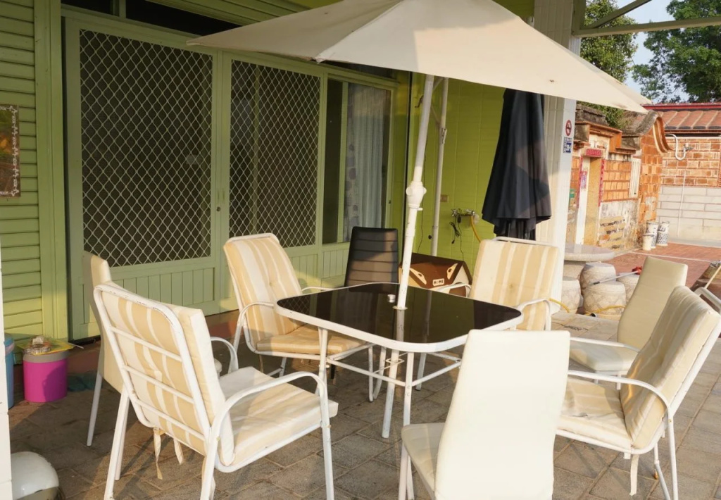 W Guest House
