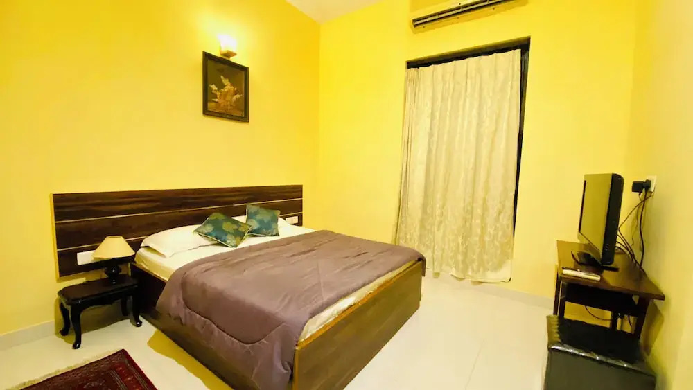 Spring Gardens and Farmstay