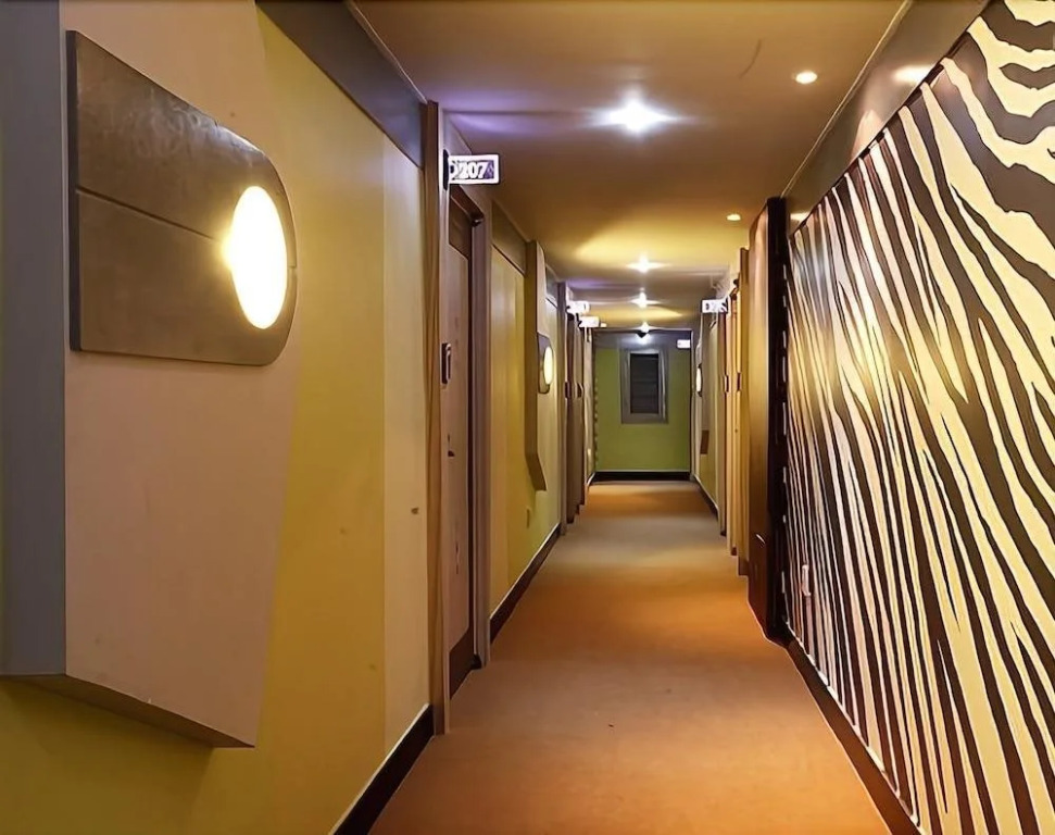 Starry Night Hotel