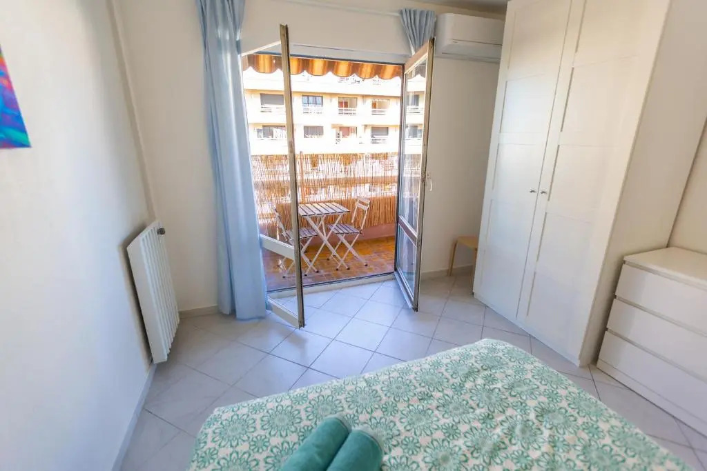 Superbe 100m2 - 2 Balcons - Proche Gare - Climatise