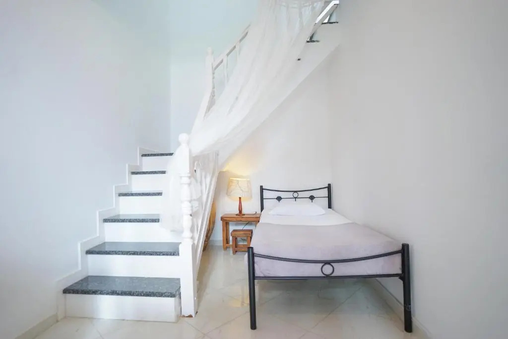 Fira Central Apartments with Veranda