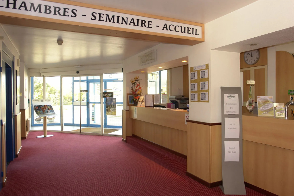 Brit Hotel Orléans St Jean de Braye - LAntarès