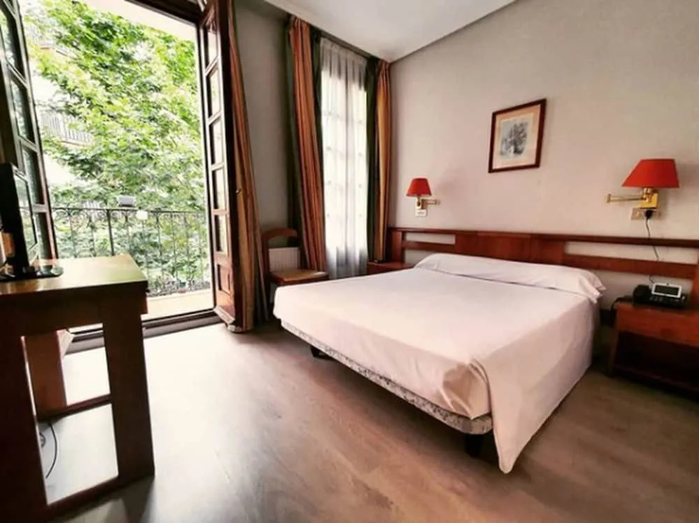 Hotel Lauaxeta