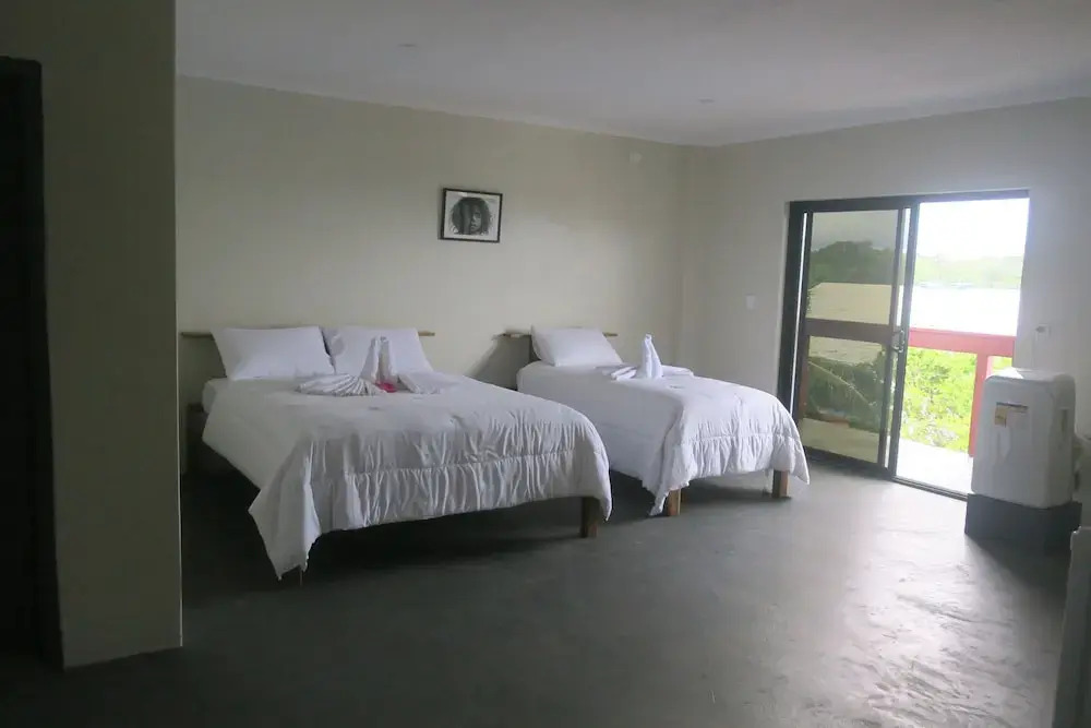 Zaru Hotel
