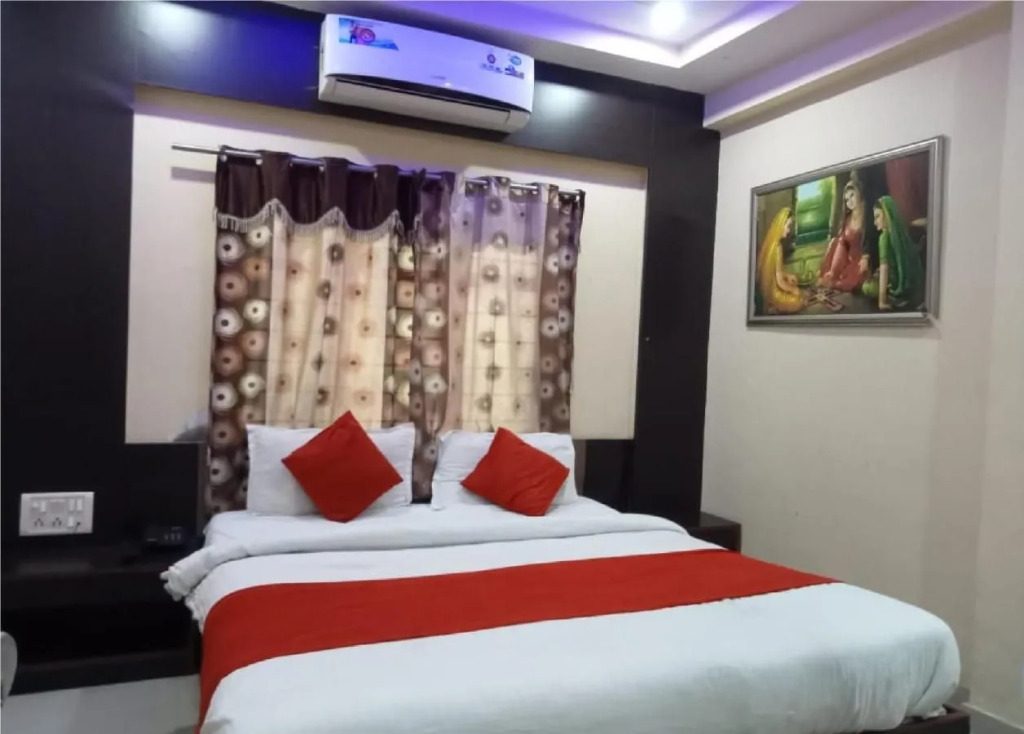 Hotel Krishna Palace Vastrapur