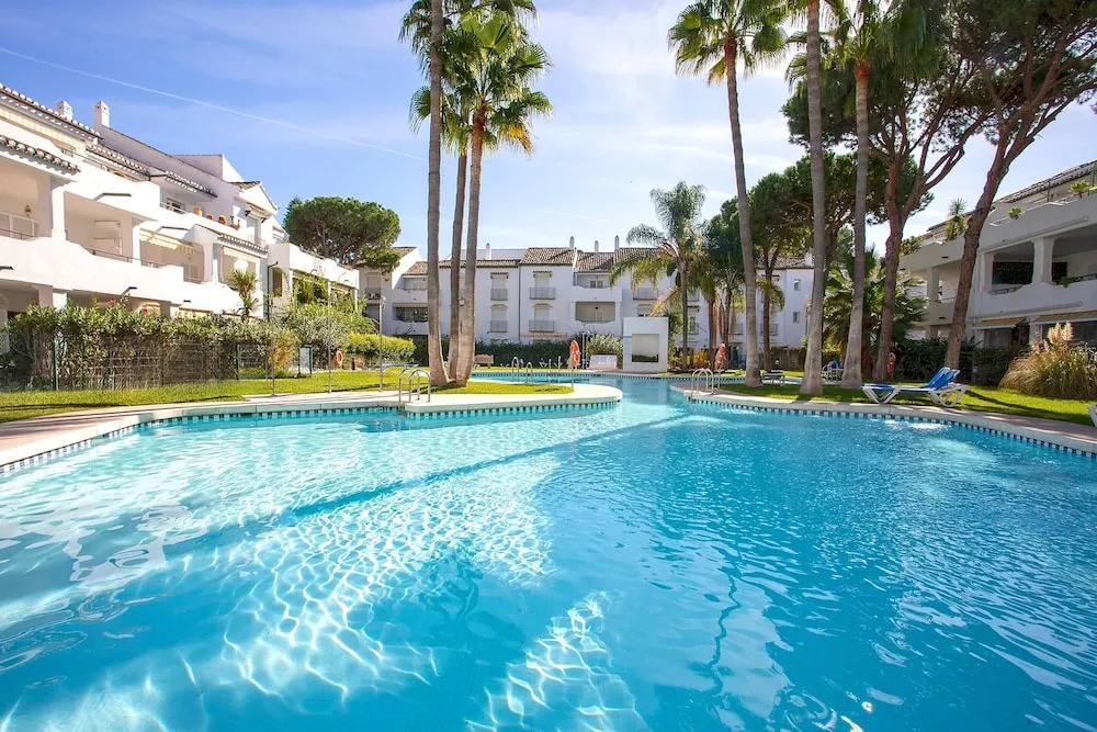 Bright&exclusive 3BD Apartment Estepona. El Presidente