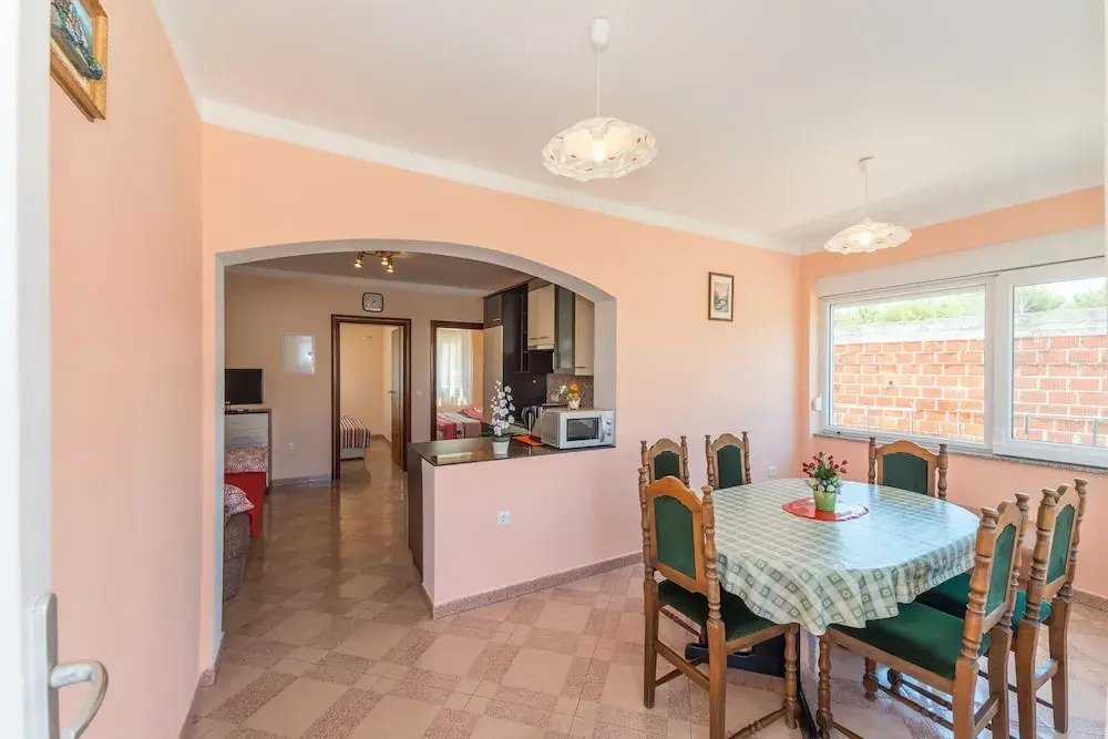 Apartments Hudic