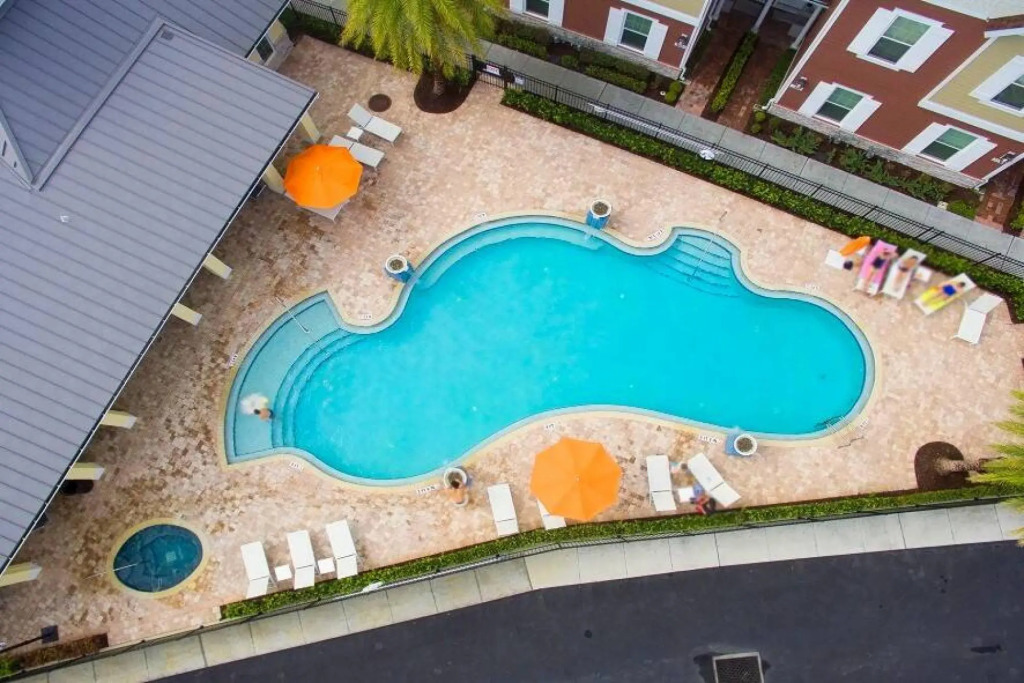Moradda Disney 5 En-Suite House with Hot Tub 2633