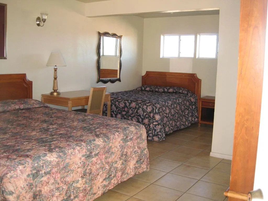 Route 66 Barstow Hotel