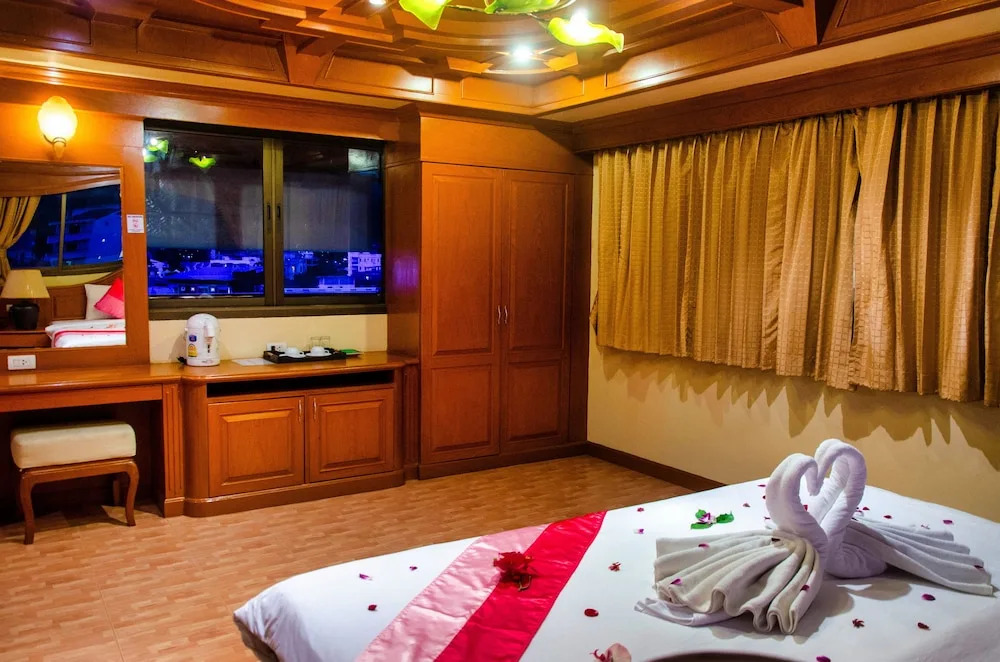 Diva Patong Hotel