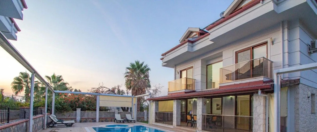 Villa Prestij Makri
