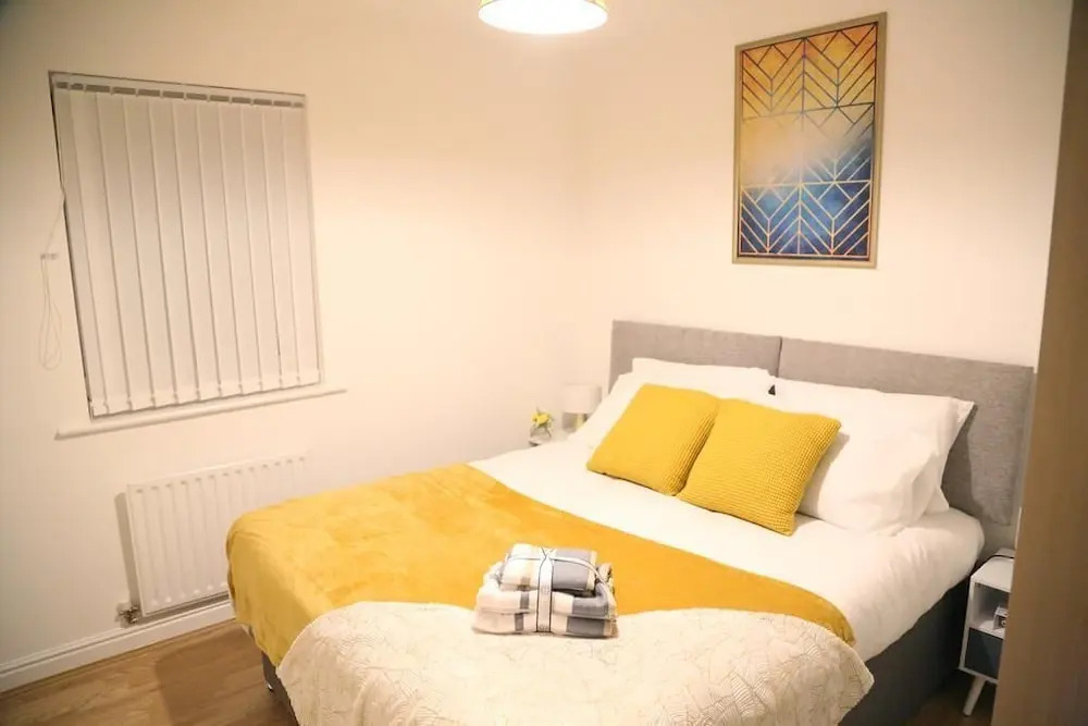 Lowater Apartment Brand New 2 bed Apartments + Parking