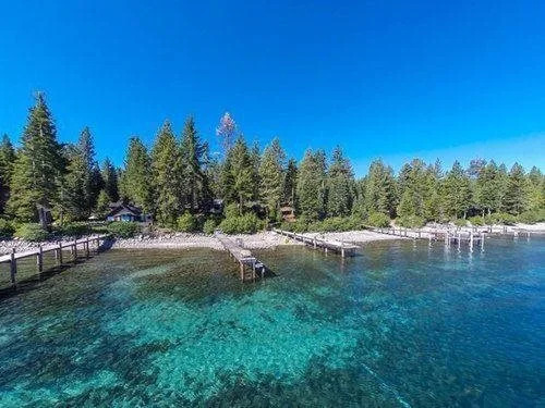Couples Cove Lakefront Cabin