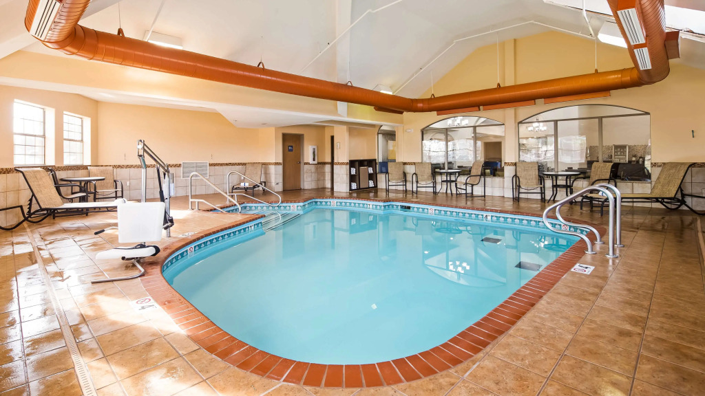 Best Western PLUS Tulsa Inn & Suites