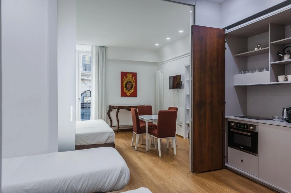 RG7 Apartments
