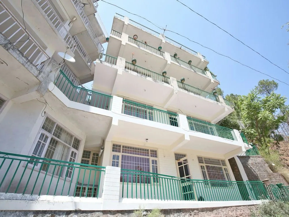 OYO 14084 Home Hill View Studio Barog