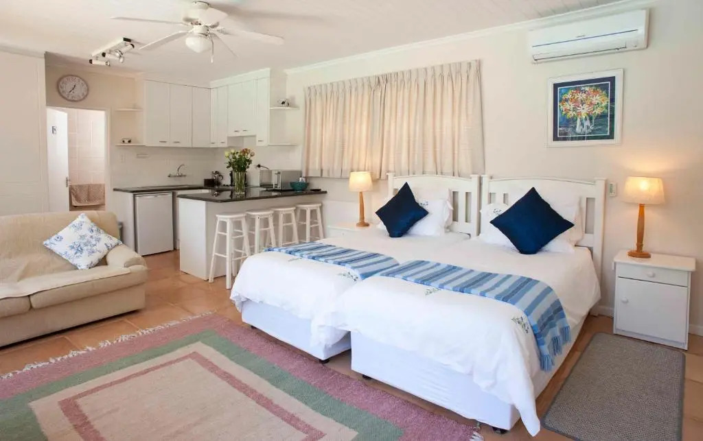 Pinoak Cottage Constantia