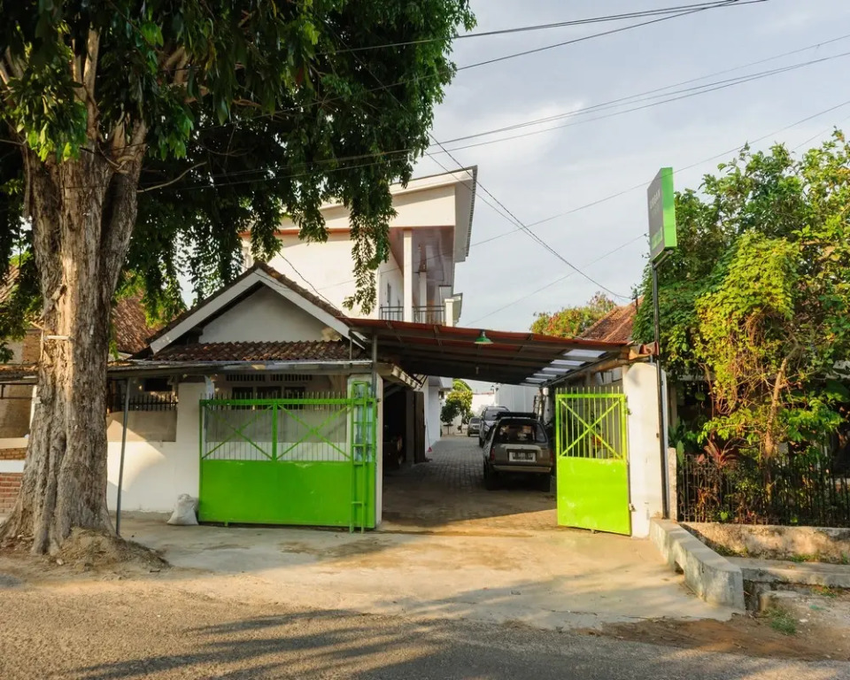 Urbanview Hotel Betego Syariah Enggal by RedDoorz