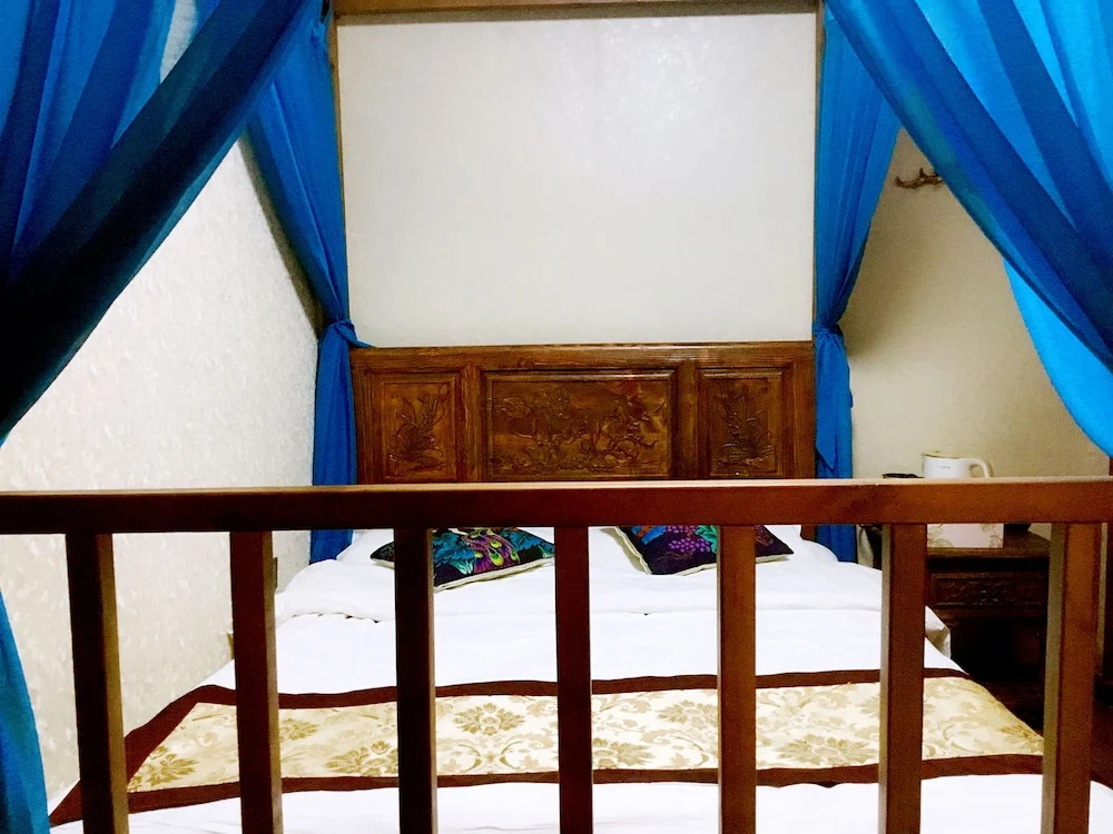21C View Inn