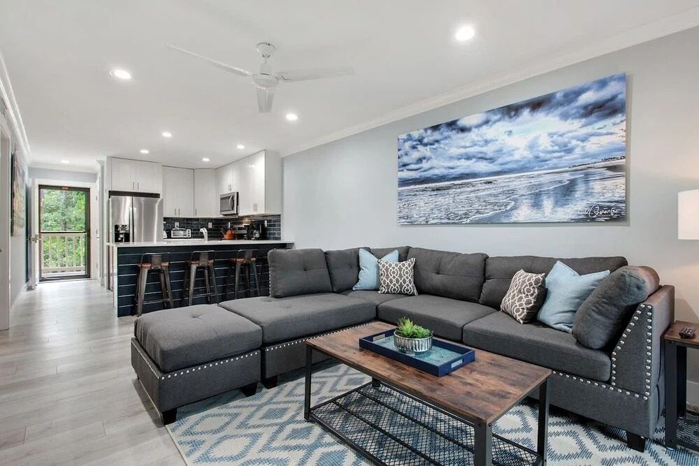 J's Beachtime - 3 Pools, Tennis, Playground 2 Bedroom Condo