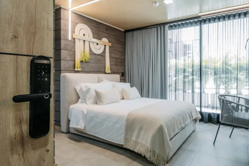 Hotel Living by Armoniko
