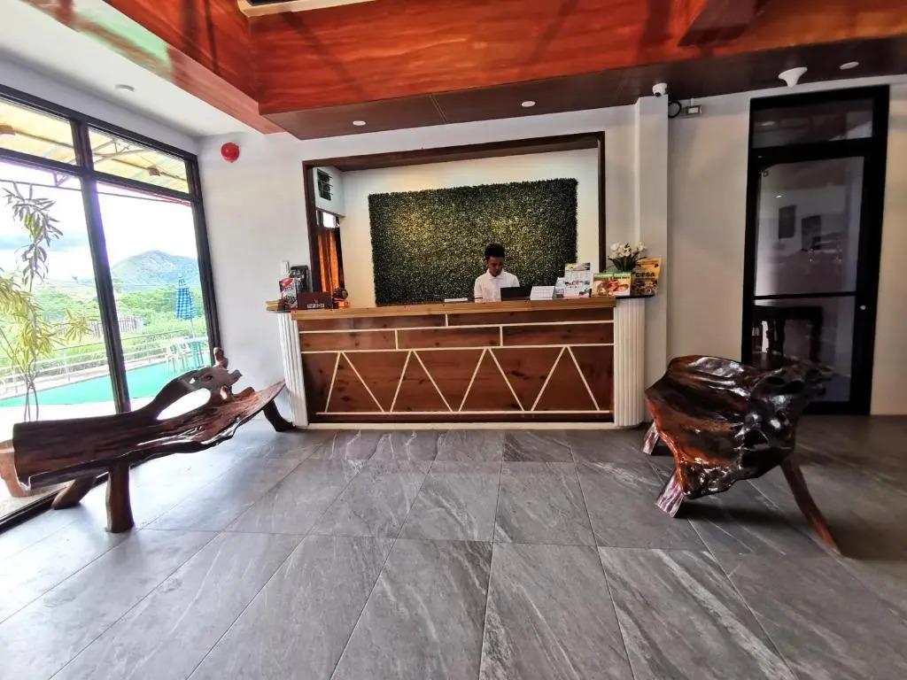Charms Hotel