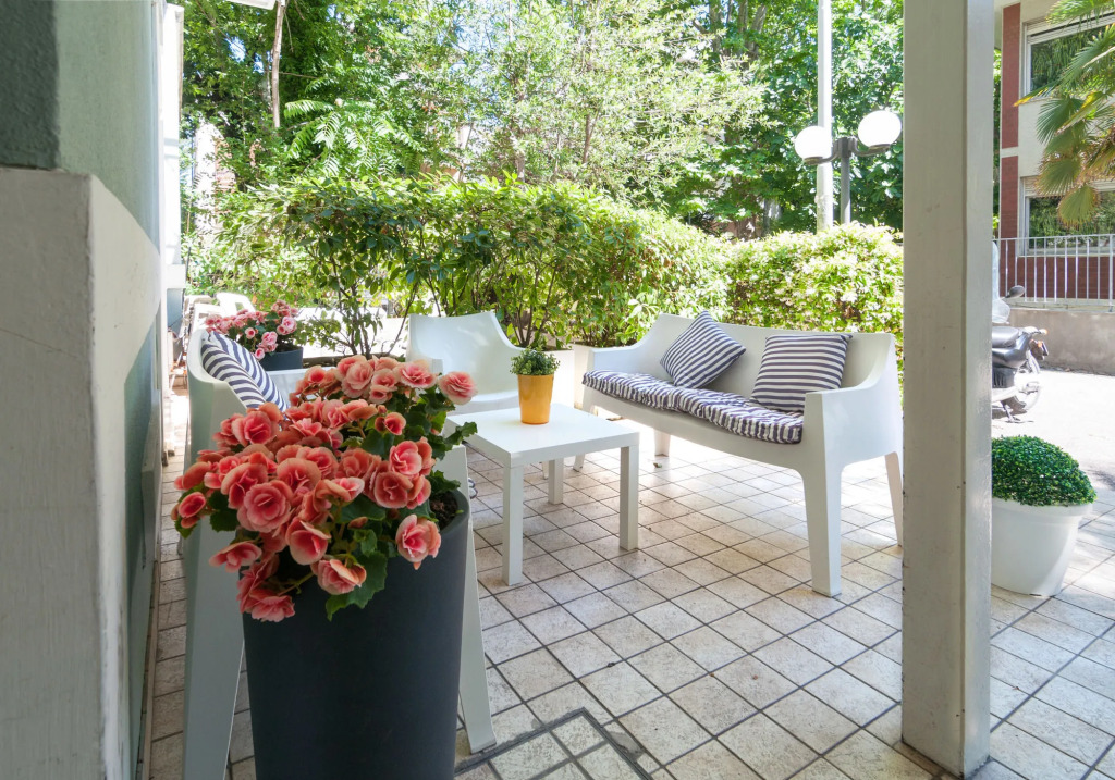 Riviera Residence