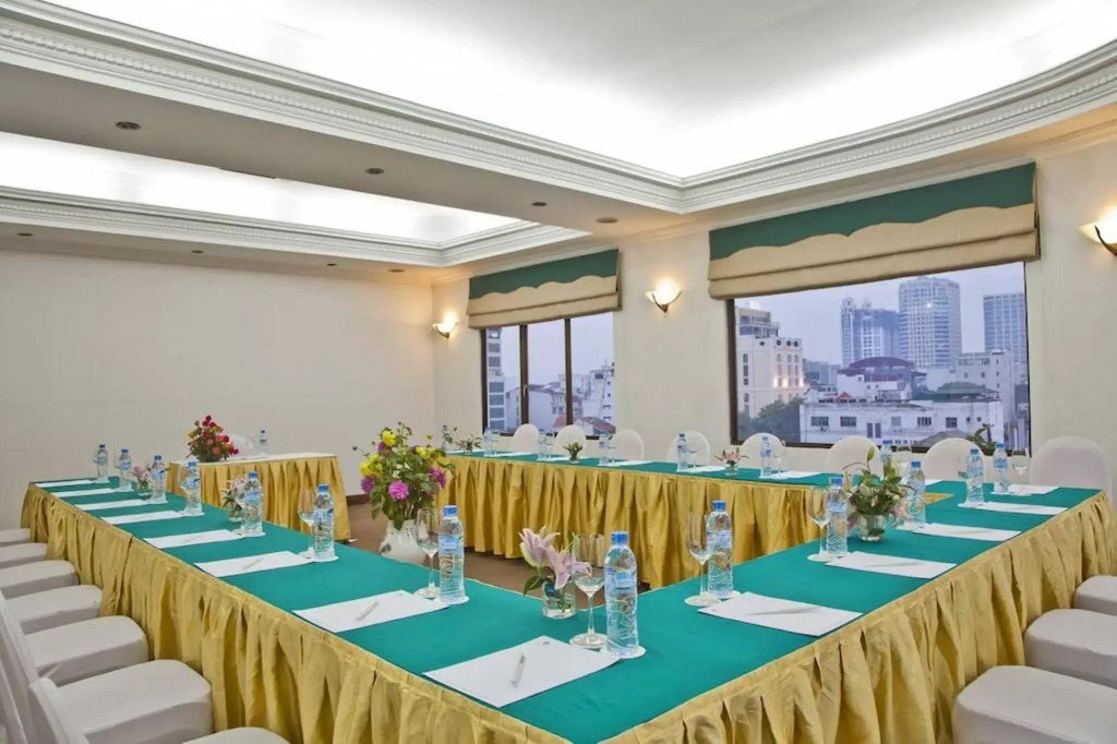 Green Hotel
