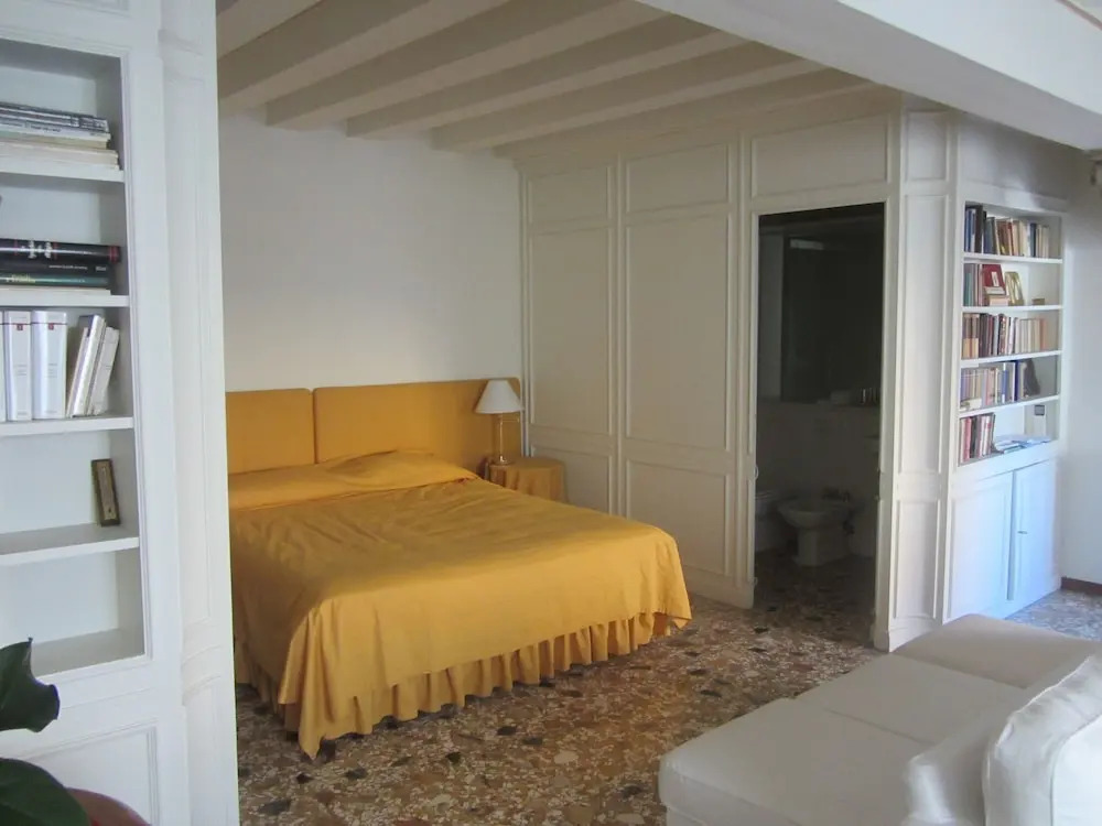 Palazzo Della Torre Room