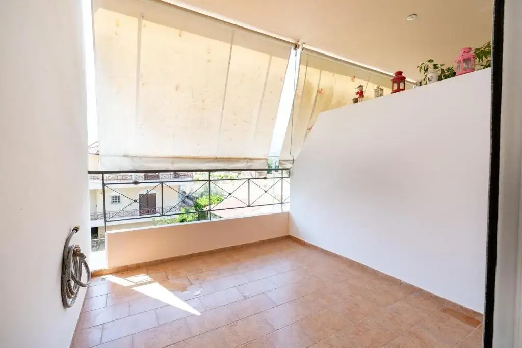 Koropi 3 bedroom Apartment 4 pers
