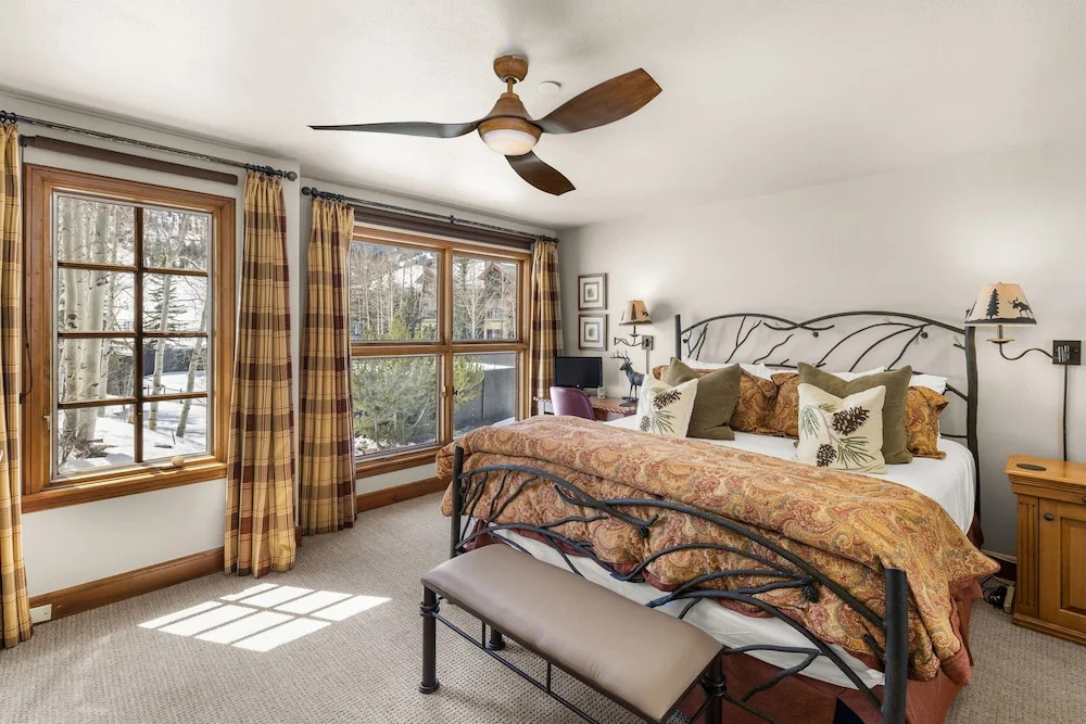 3br 3.5ba Townhome Steps To Beaver Creek Ge & Lifts 3 Bedroom Townhouse by RedAwning