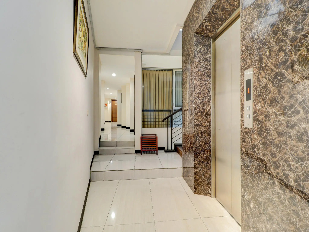 Hotel Setrasari