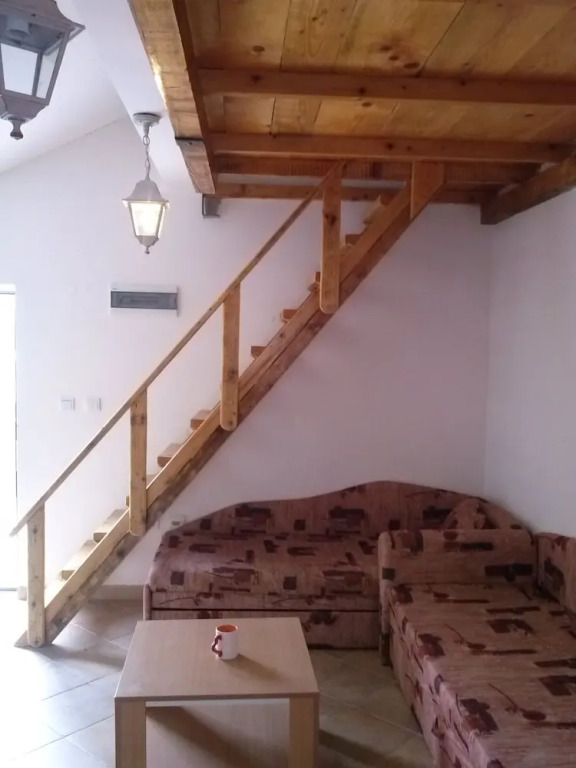 Apartments Lav Costas