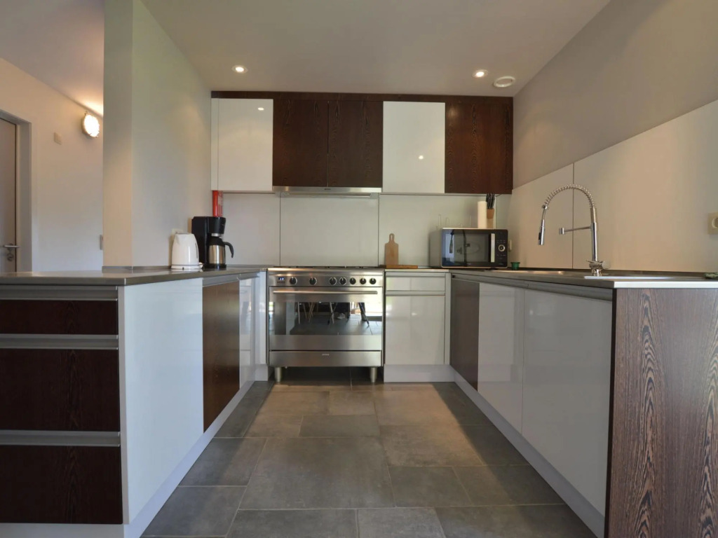 Chic Retreat Near Lake & Fens