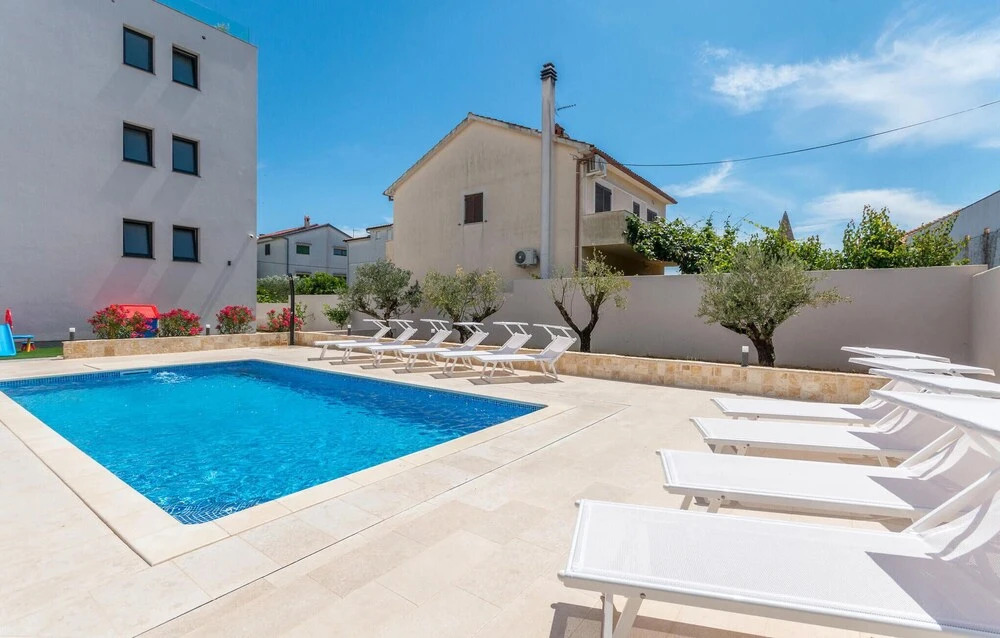 Amazing Home in Turanj with Outdoor Swimming Pool, Hot Tub & Sauna