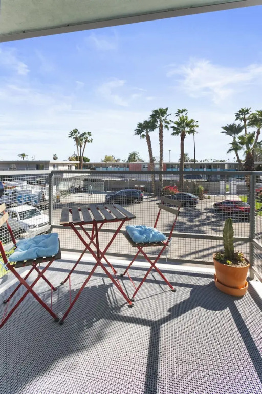 Primo Old Town Location with Heated Pool