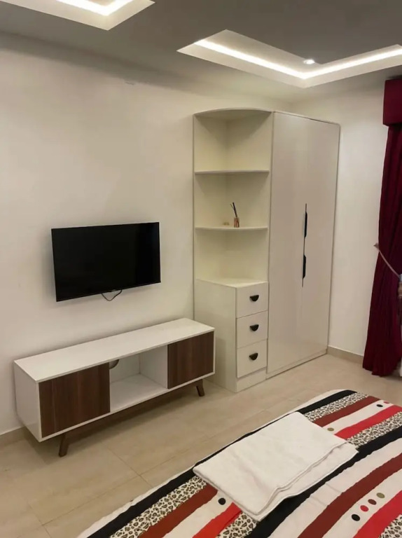 Serviced apartment