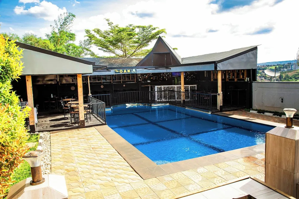 Netluna Villa Hotel & Tours