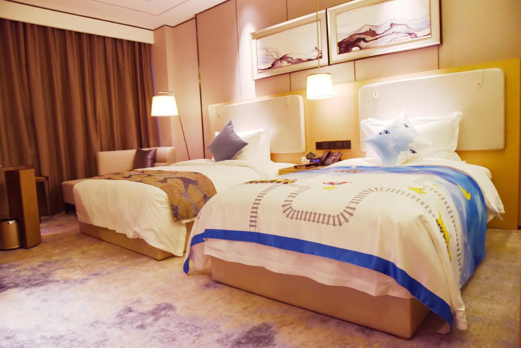 Lakehome Hotel Konggang