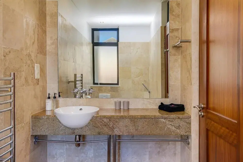 Secure Apartment in Camps Bay With Private Pool and Ocean Views Bali C