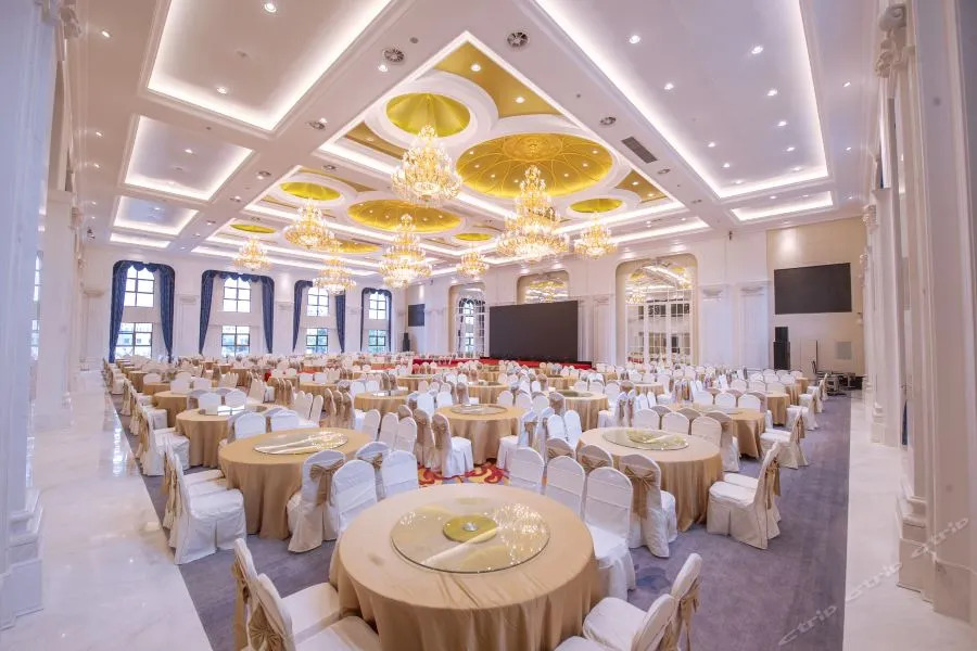 Vienna Hotel (Kevin International Branch, Yingchun West Road, Taizhou)