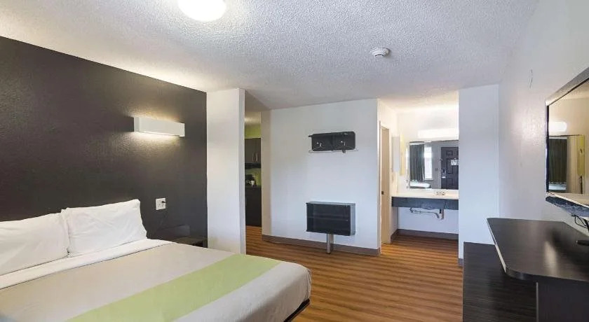 Studio 6-Oklahoma City, OK - Airport
