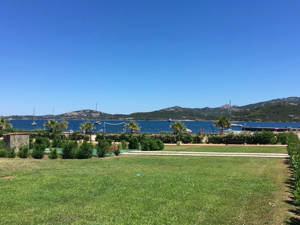 Two-bedrooms Sea View Apartment in Cannigione