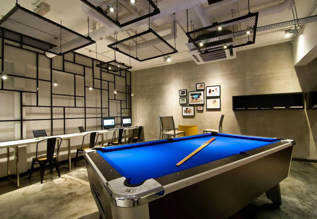 Grid 9 Hotel